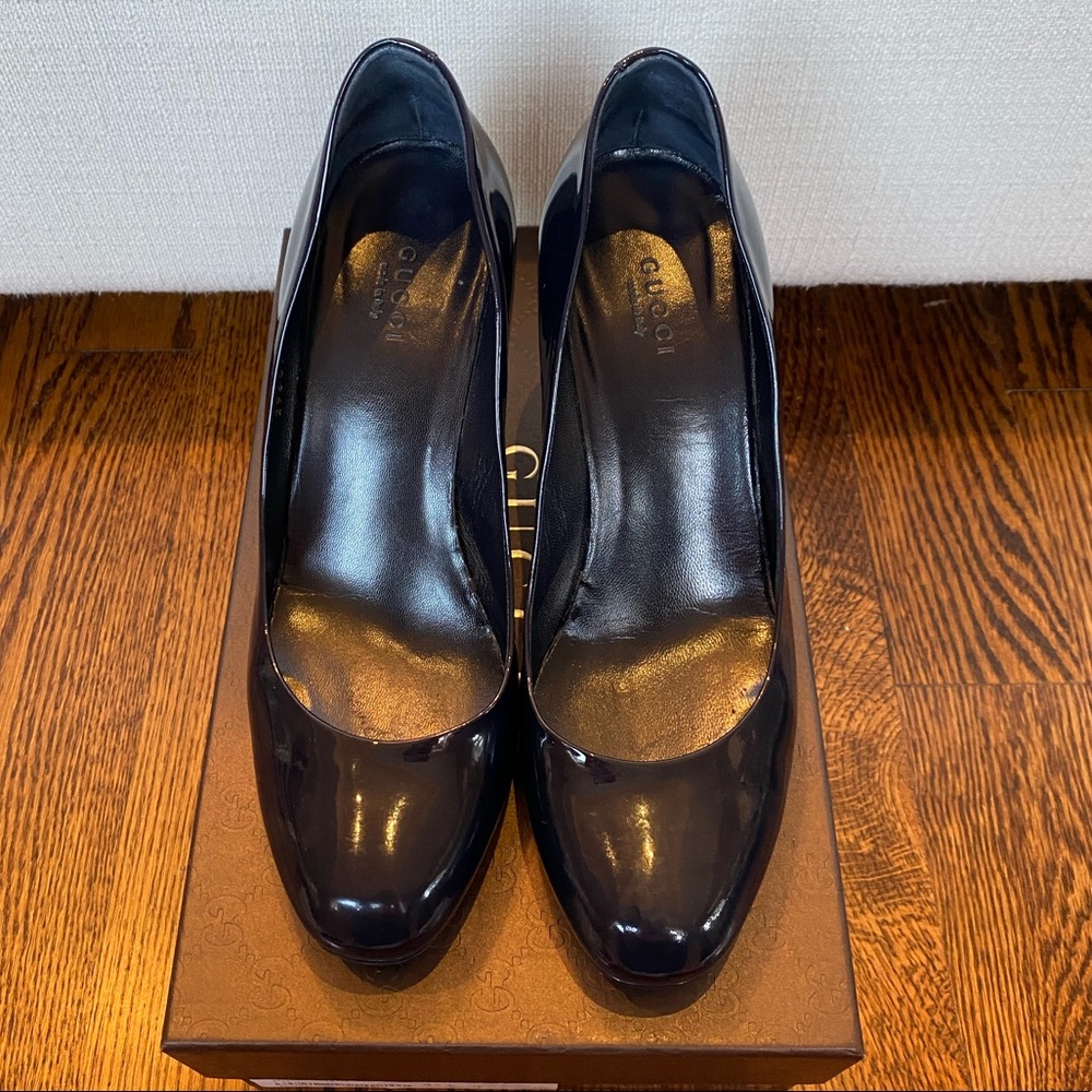 Gucci Navy Blue Patent Platform Pumps